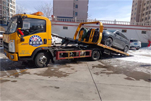 洞口救援拖车费用怎么算